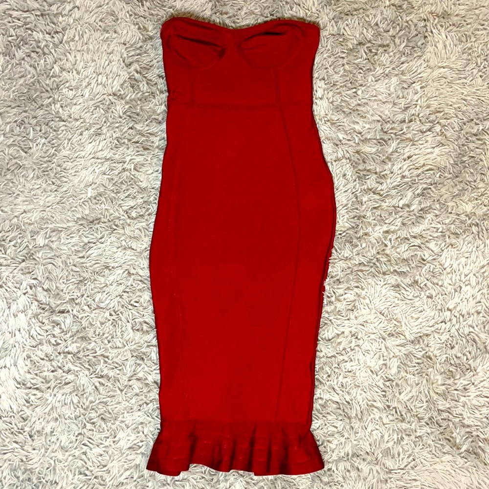 Red wine color bodycon dress 🍷